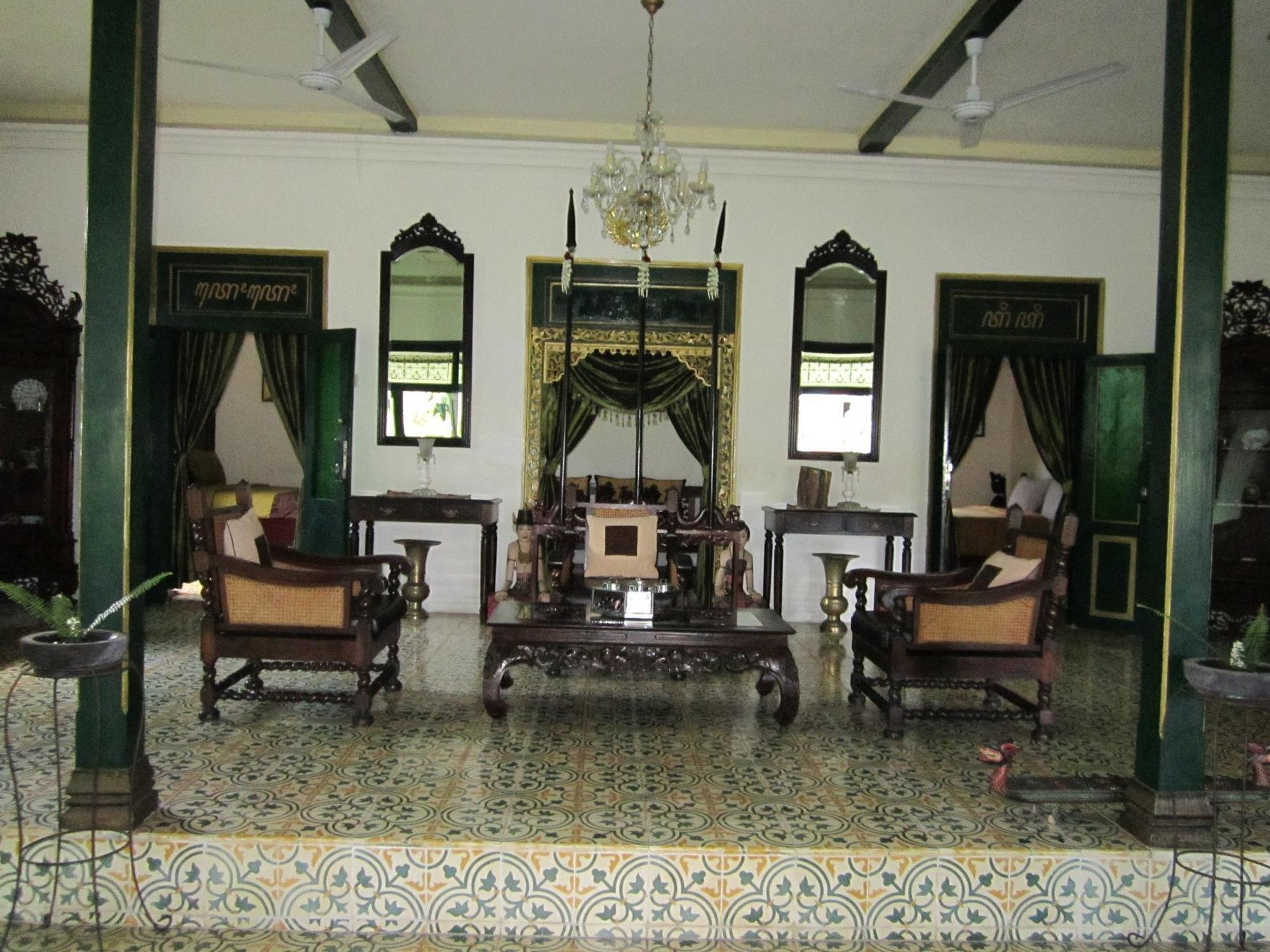 Ferienwohnung Ndalem Gamelan Yogyakarta Exterior foto